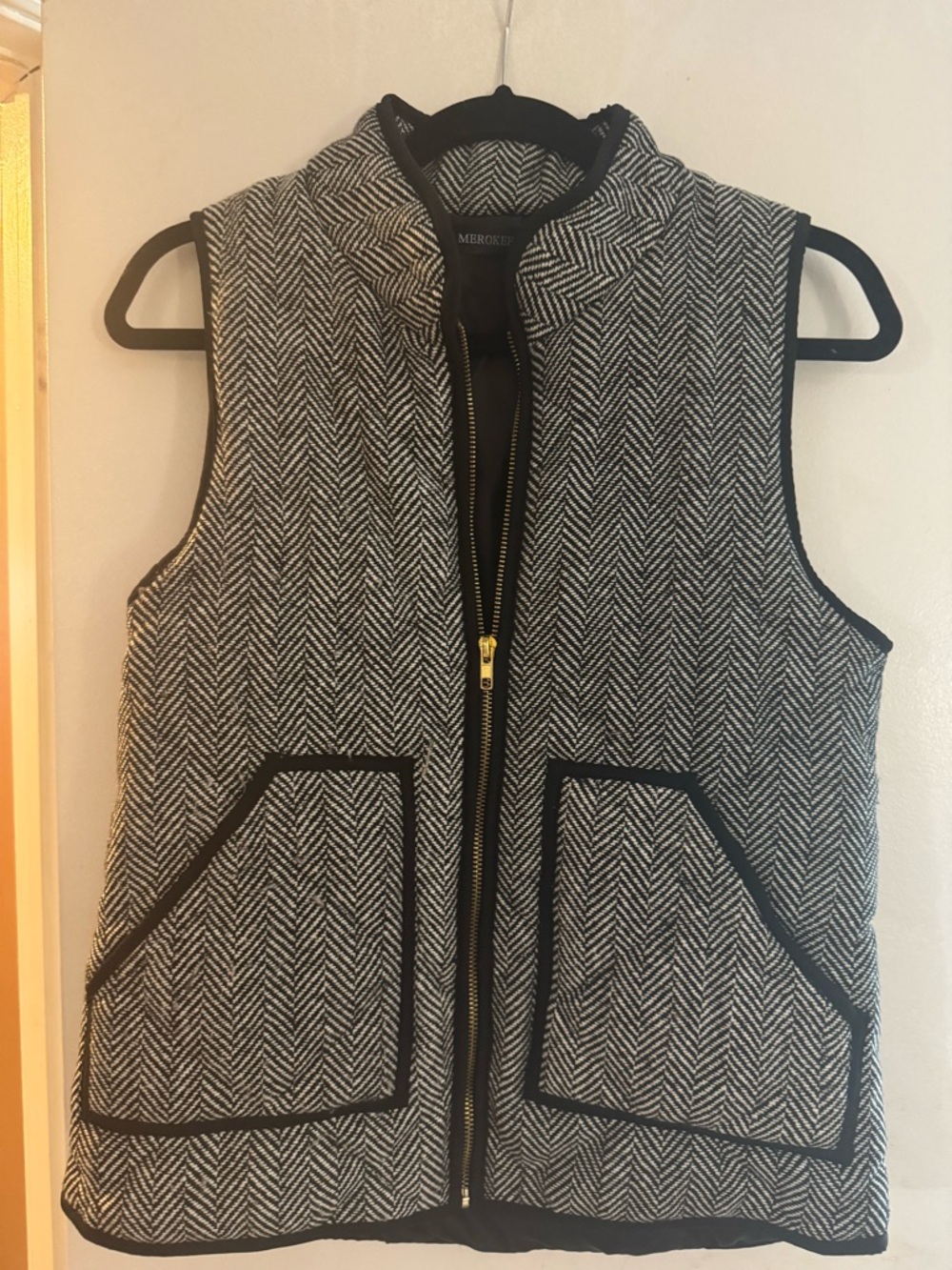 Herringbone Zip-Front Vest - Black & White
